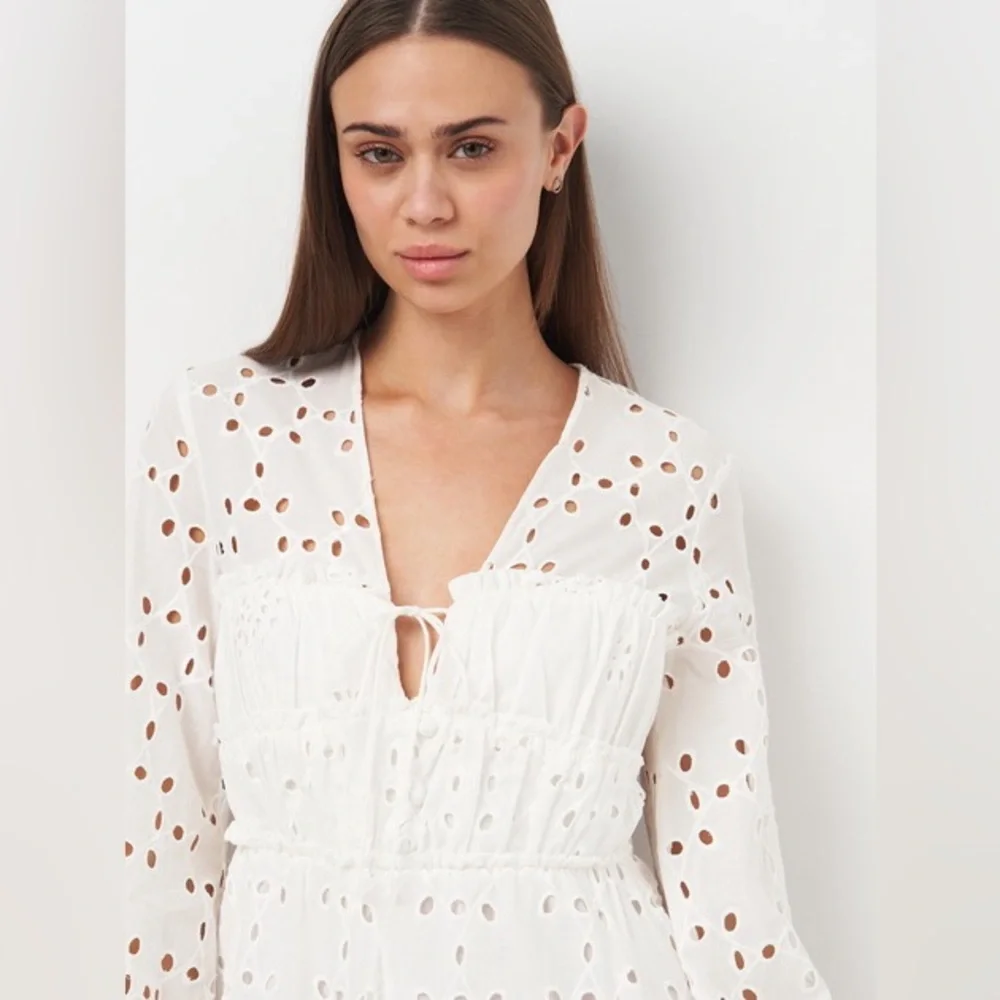 White Zara dress Size Small - Picture 3 of 8